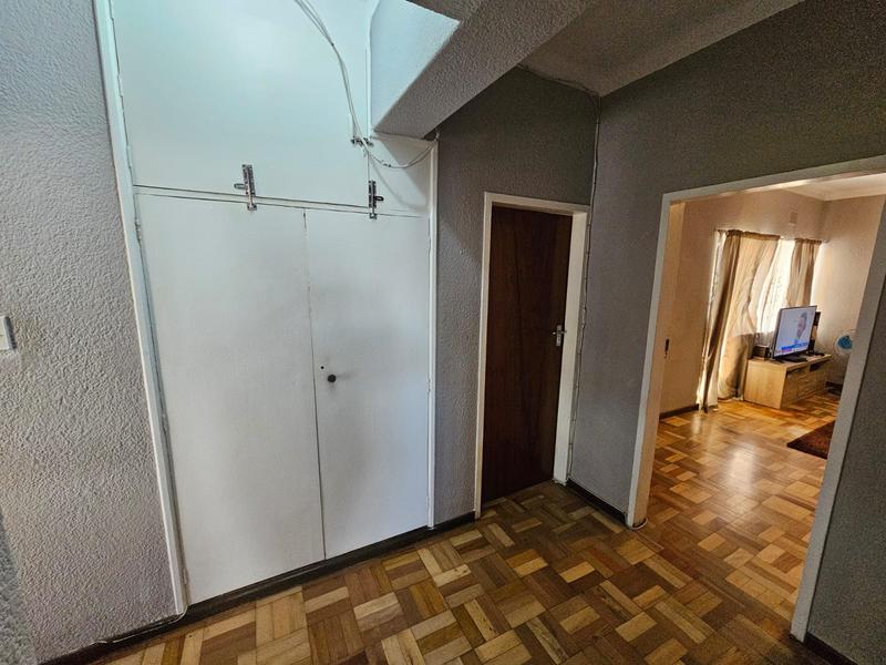 2 Bedroom Property for Sale in Rosebank Western Cape